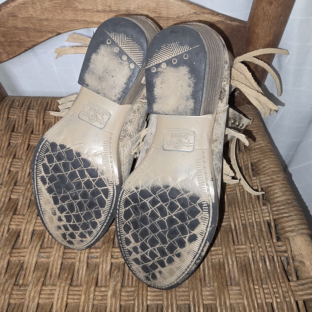 Gorgeous Womens Circle‎ G Distressed Leather fringe Boots 6.5 - Picture 7 of 9